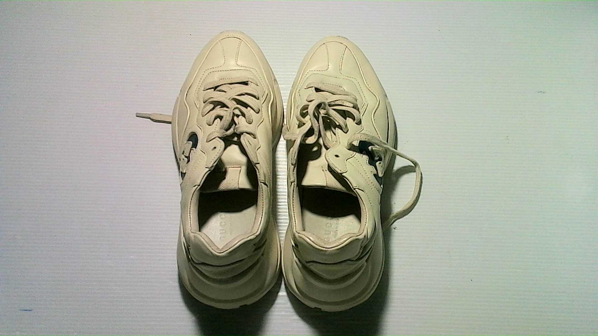 Gucci leather running sneakers