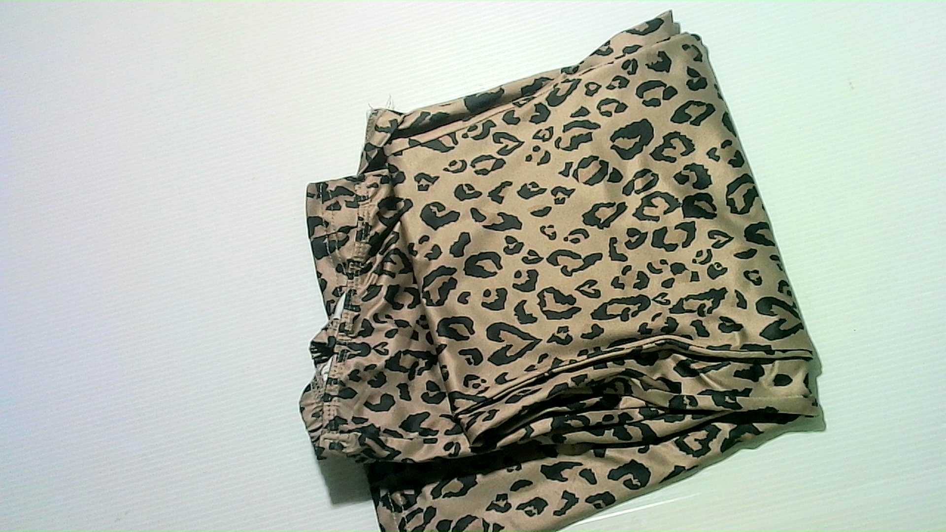 Elastic women's leggings