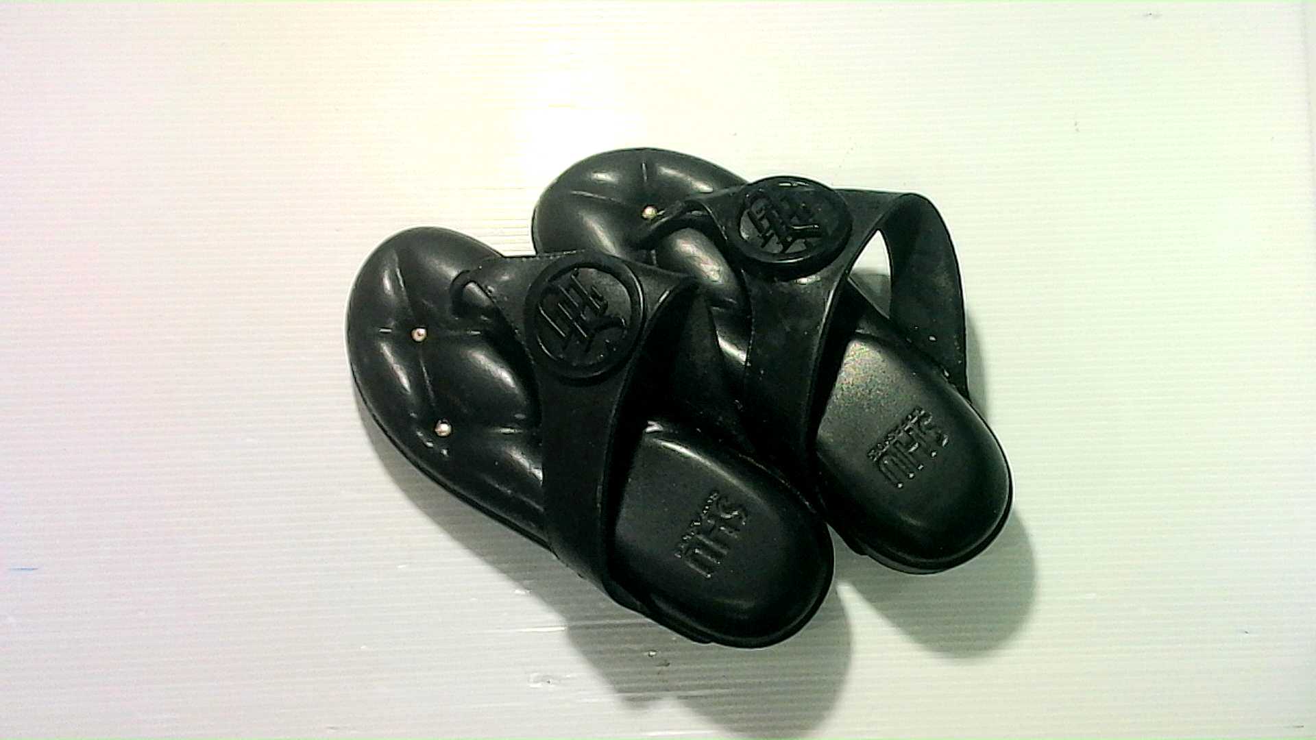 Women's leather sandals